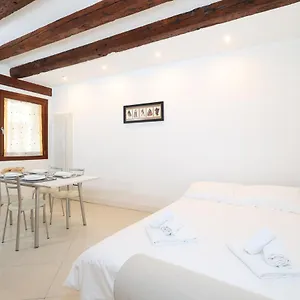  Apartamento Bricola Biennale Italia
